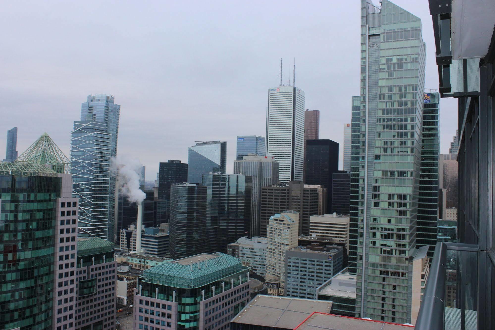 Atlas Suites - Cn Tower & Convention Centre Toronto Exterior photo